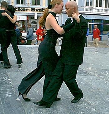 tango2.jpg