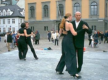 tango4.jpg